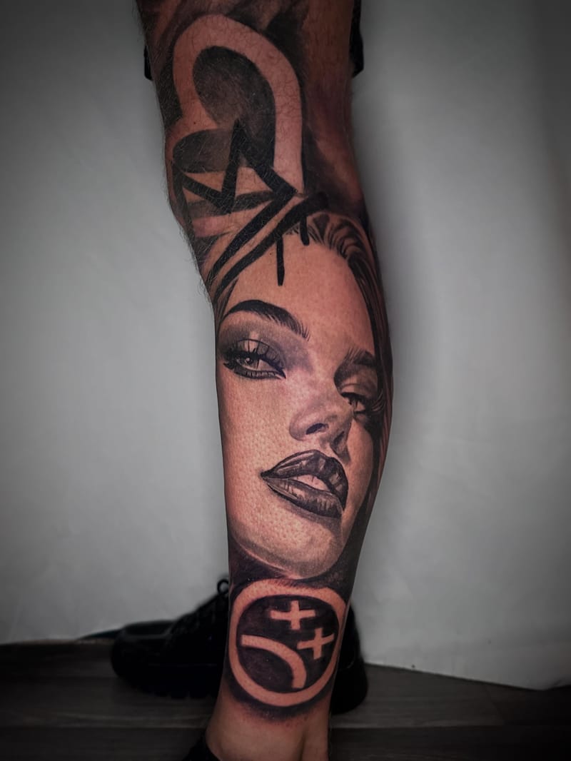 Scarlet Shades Tattoo
